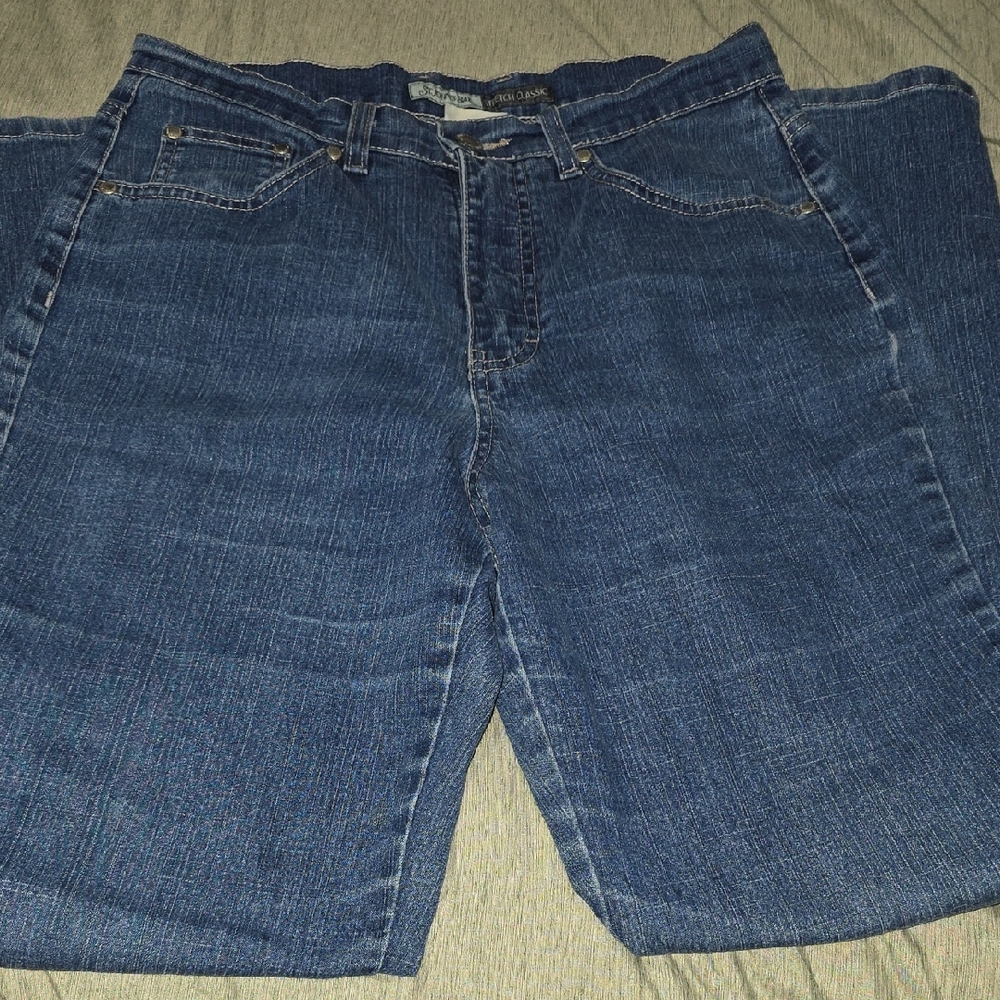 💫St. John's Bay Stretch Classic Denim